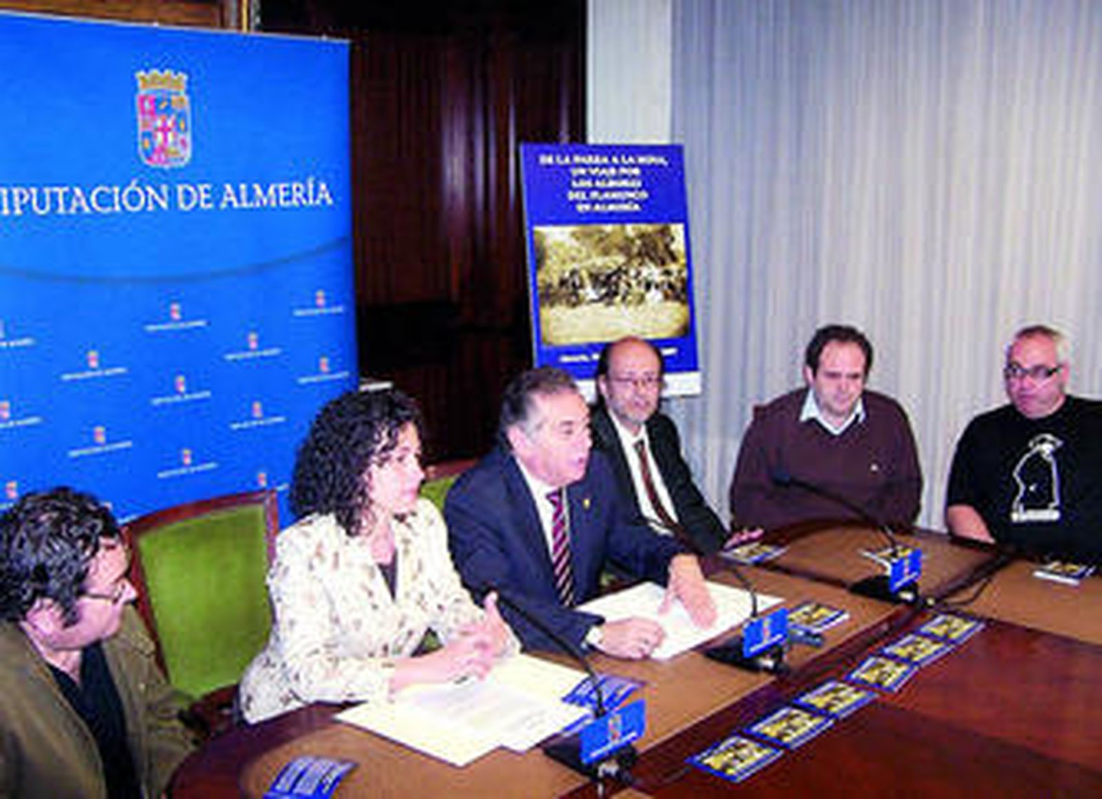 José Añez, con Caridad Herrerías, Miguel Naveros y Rubén Gutiérrez.