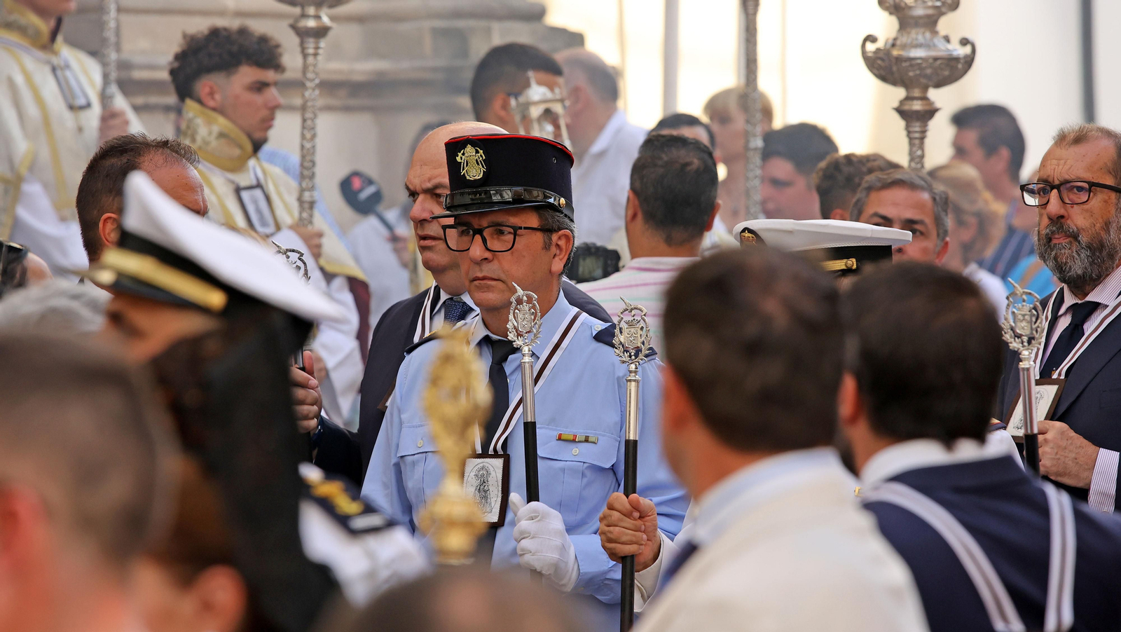 La Virgen del Carmen procesiona por Jerez