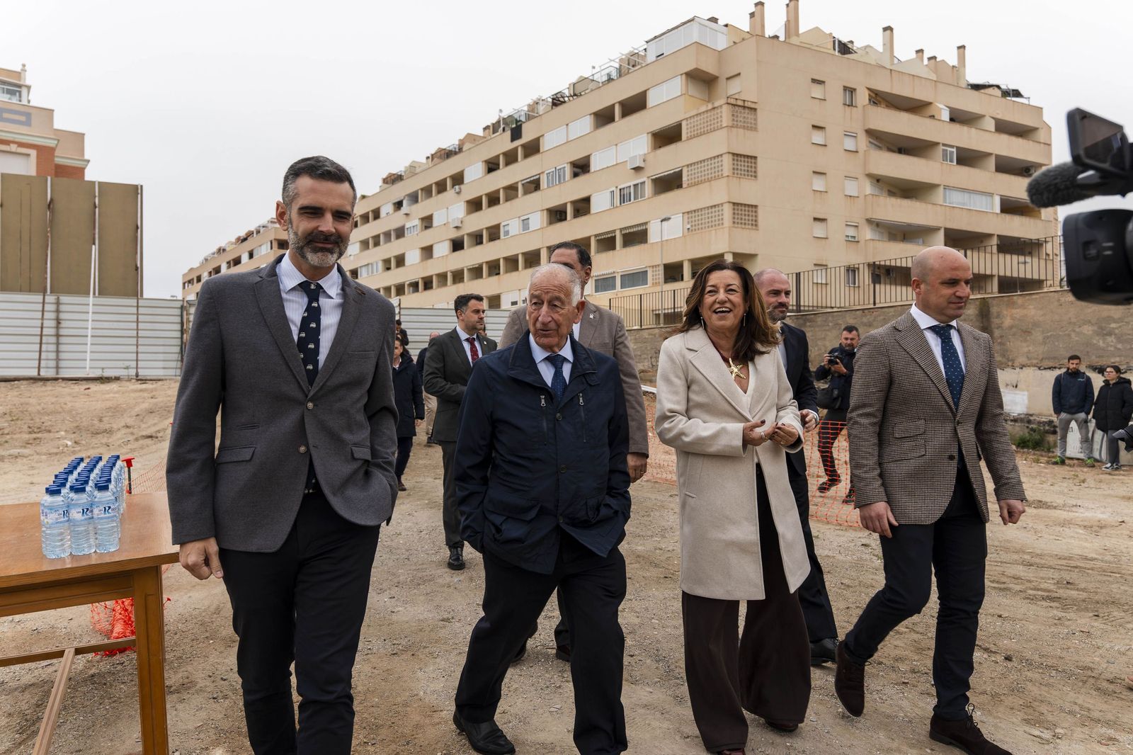 Las mejores imágenes de la colocación de la primera piedra del nuevo IES Las Marinas de Roquetas