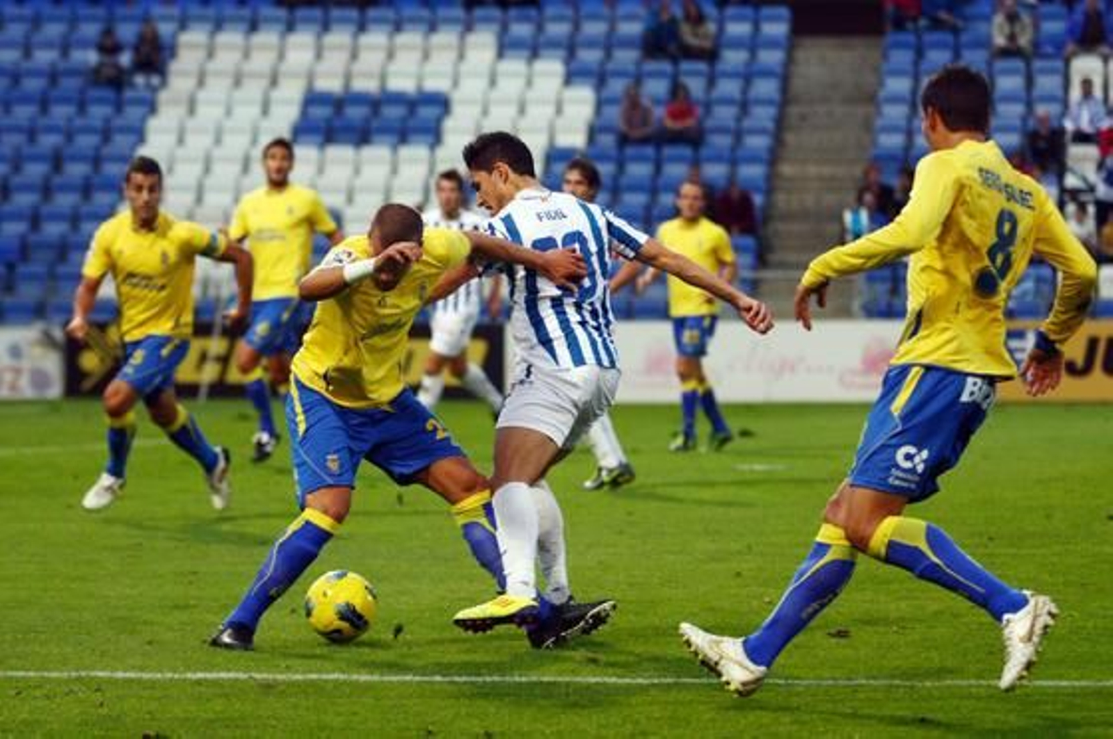 El Recreativo vence en casa a Las Palmas (4-2). / Alberto Domínguez