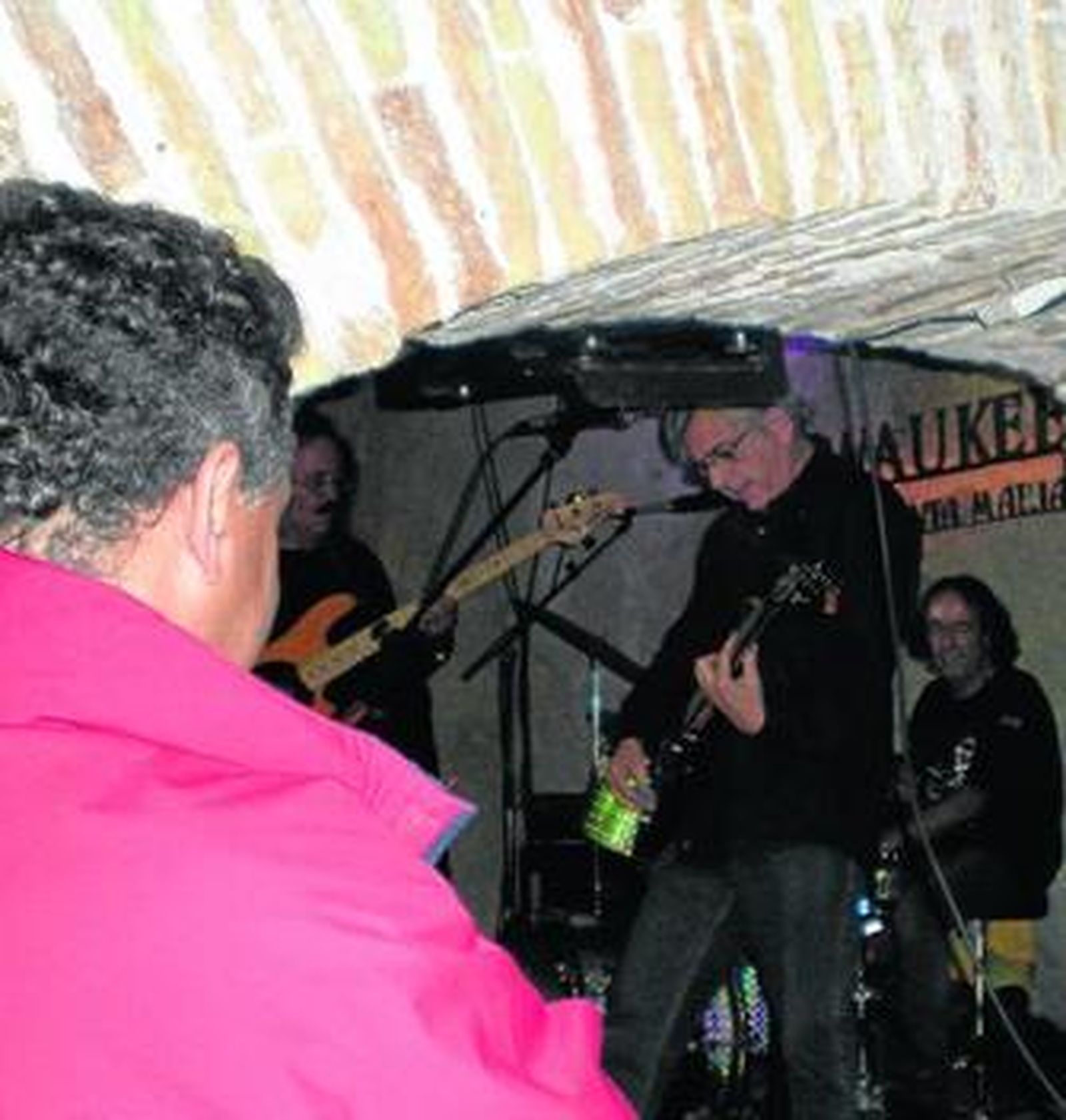 La agrupación, durante su actuación en el Milwaukee.