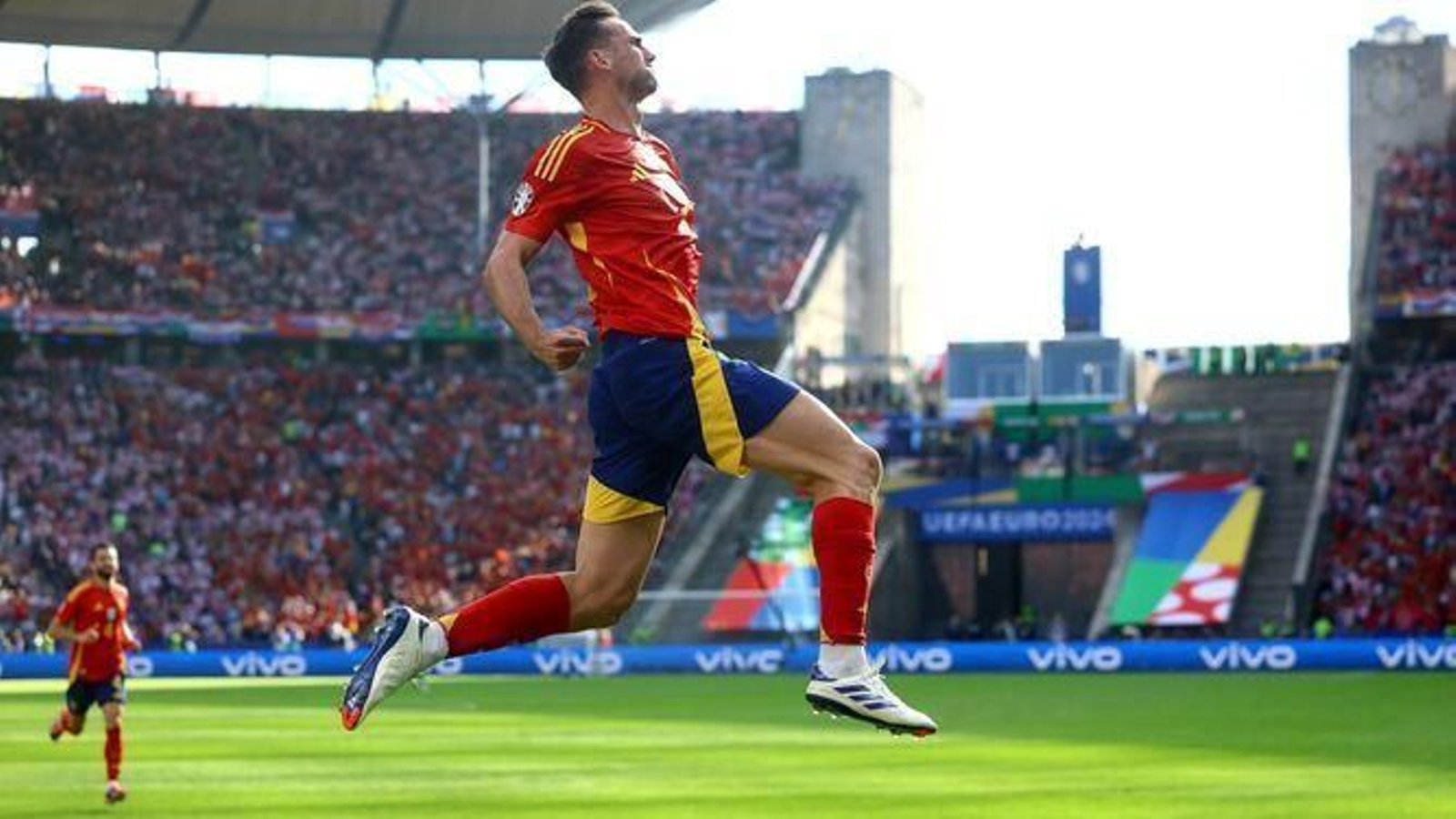 El palaciego Fabián celebra su excelente segundo gol a Croacia. El palaciego Fabián celebra su excelente segundo gol a Croacia.
