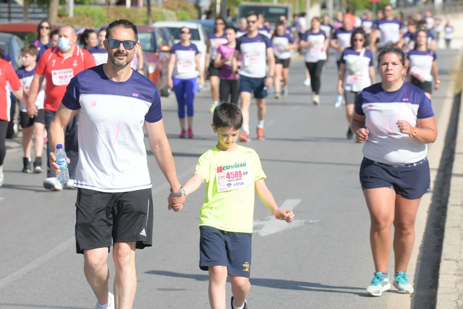 Las imágenes de la Carrera de la Mujer de este domingo en Granada