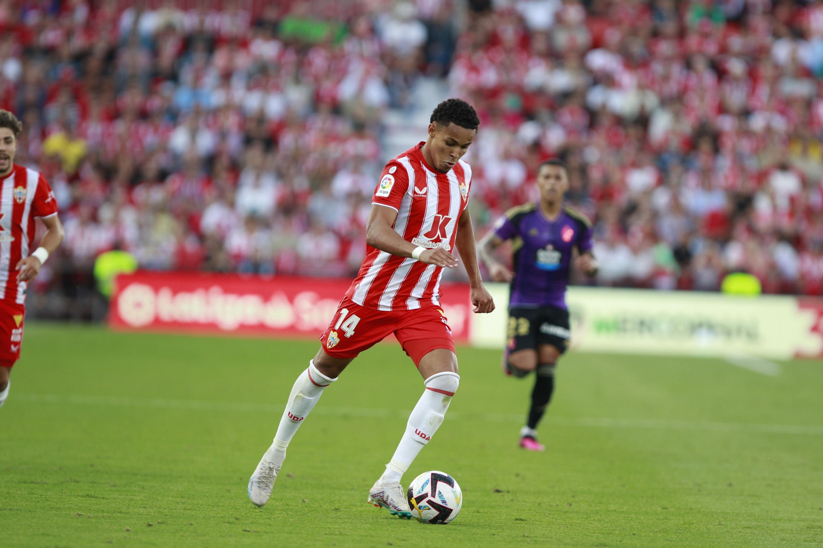 Imágenes del partido U.D. Almería-Real Valladolid C.F.