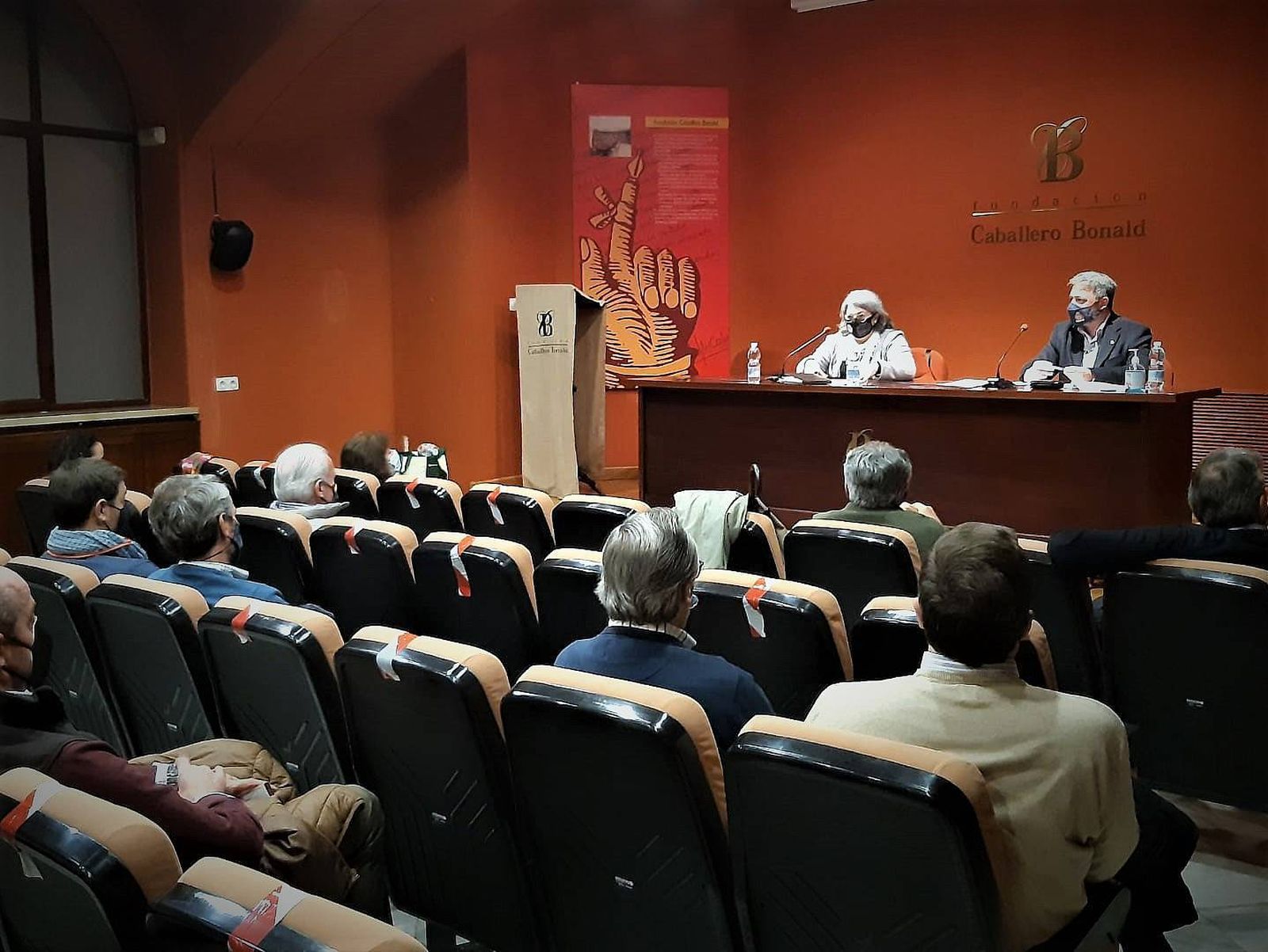 La Fundación Caballero Bonald albergó la reunión de coordinación con Sus Majestades para la visita del día 5.