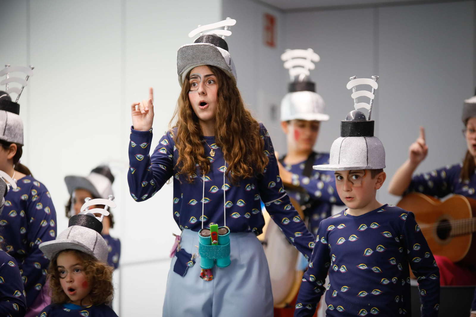 Carnaval para los niños y niñas del hospital Materno Infantil de Almería contado en imágenes
