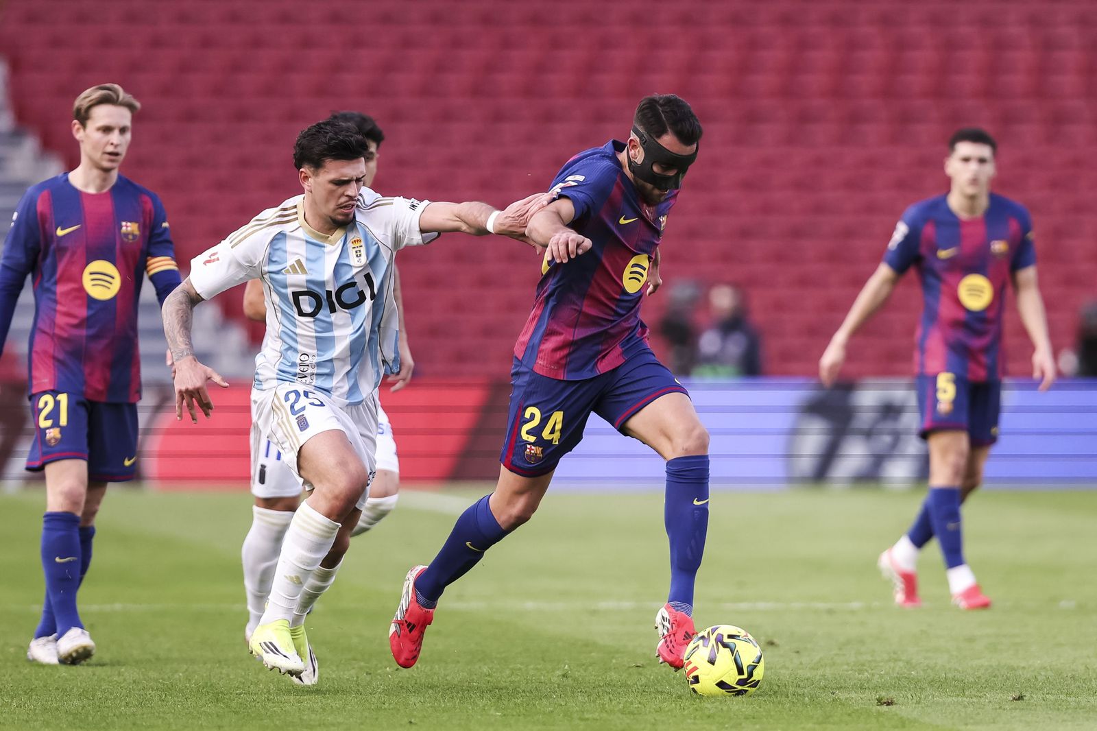 Las fotos del Barcelona-Oviedo