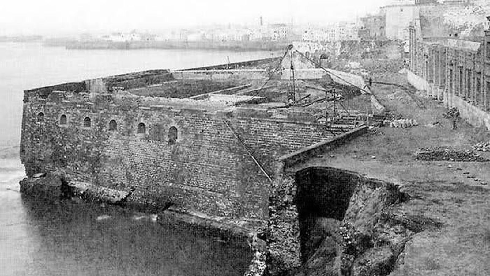 El baluarte de San Nicolás, ya en mal estado.