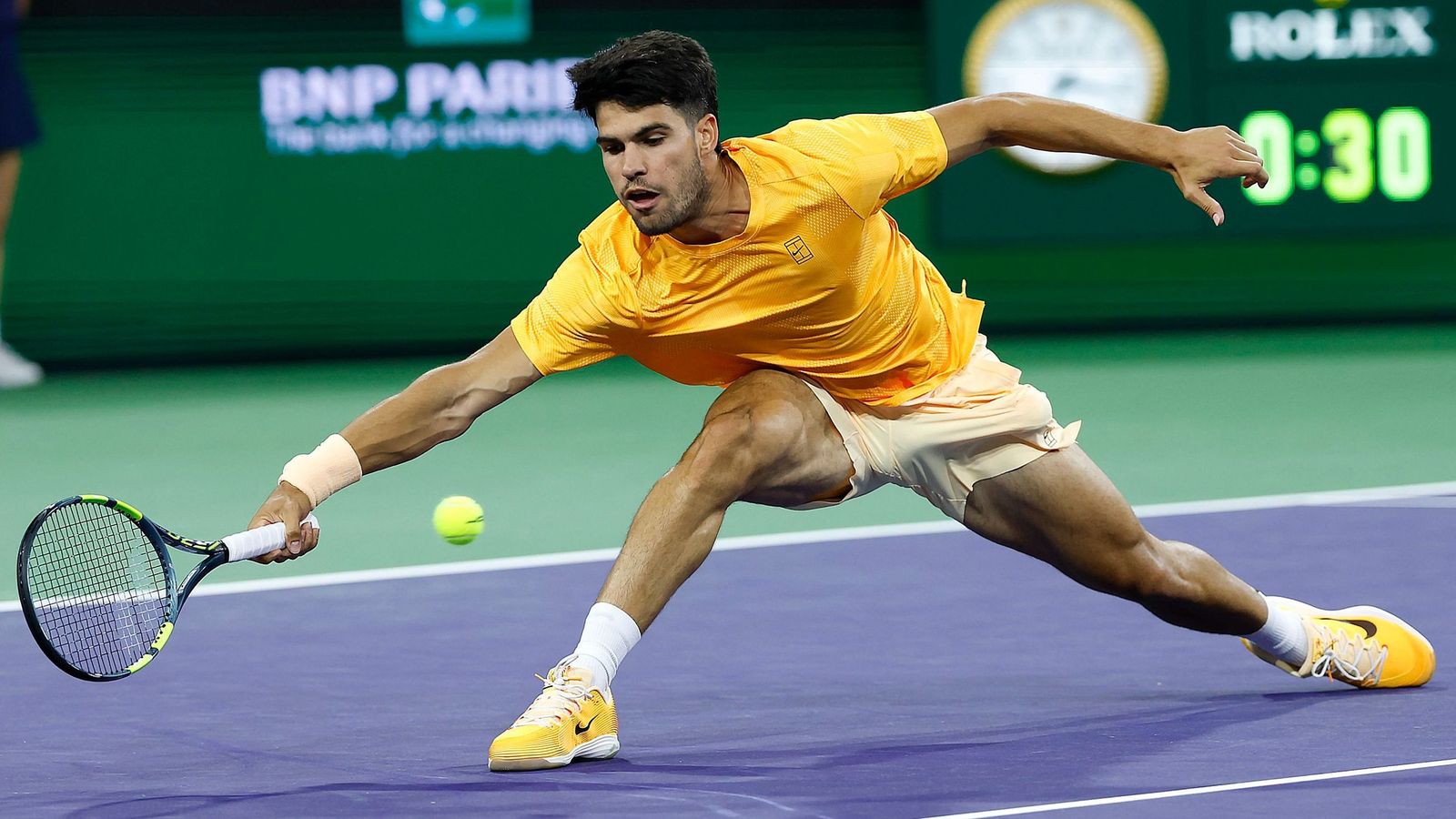 Alcaraz, durante el partido de segunda ronda en Indian Wells