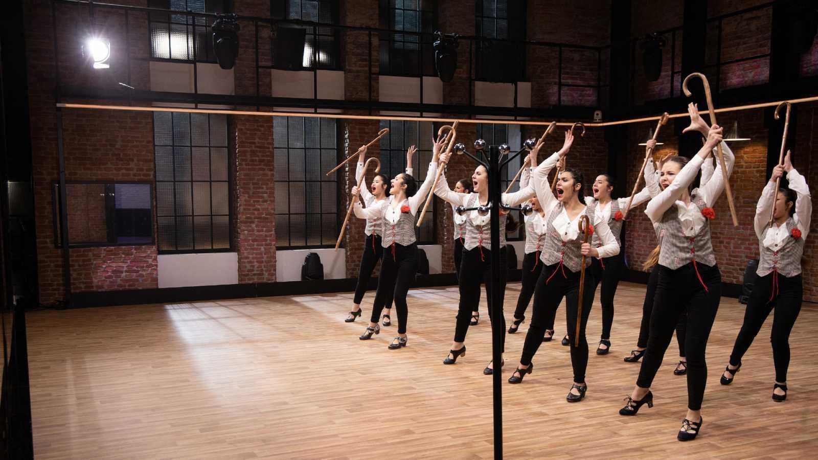 Un momento de la actuación de Las Niñas de Lola en 'The Dancer'.