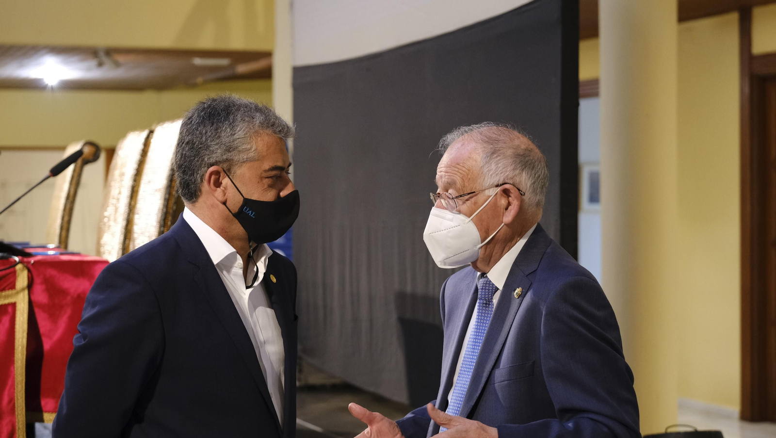 Fotogalería inicio XXII Cursos de Verano de la Universidad de Almería. Roquetas de Mar.