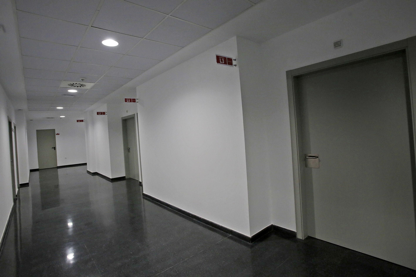 Imágenes de la nueva clínica Lopez Cano en el Estadio Carranza