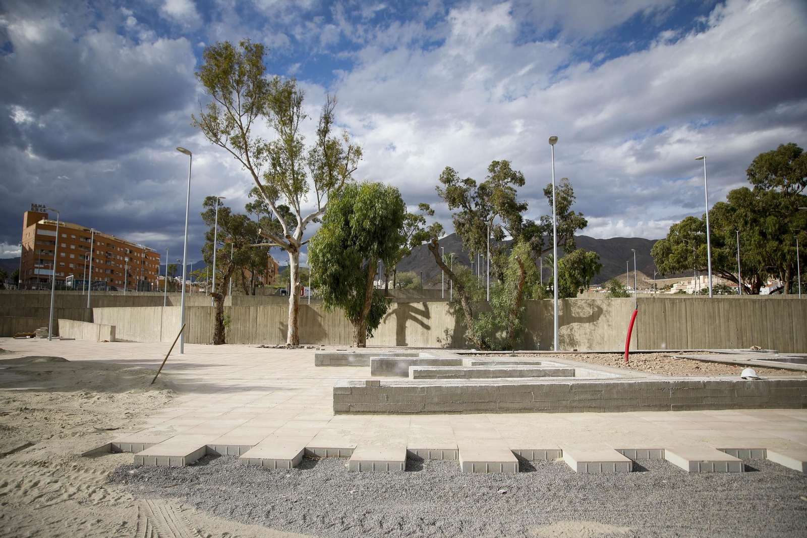 Te contamos en imágenes como avanzan las obras de la rambla de San Antonio en Aguadulce