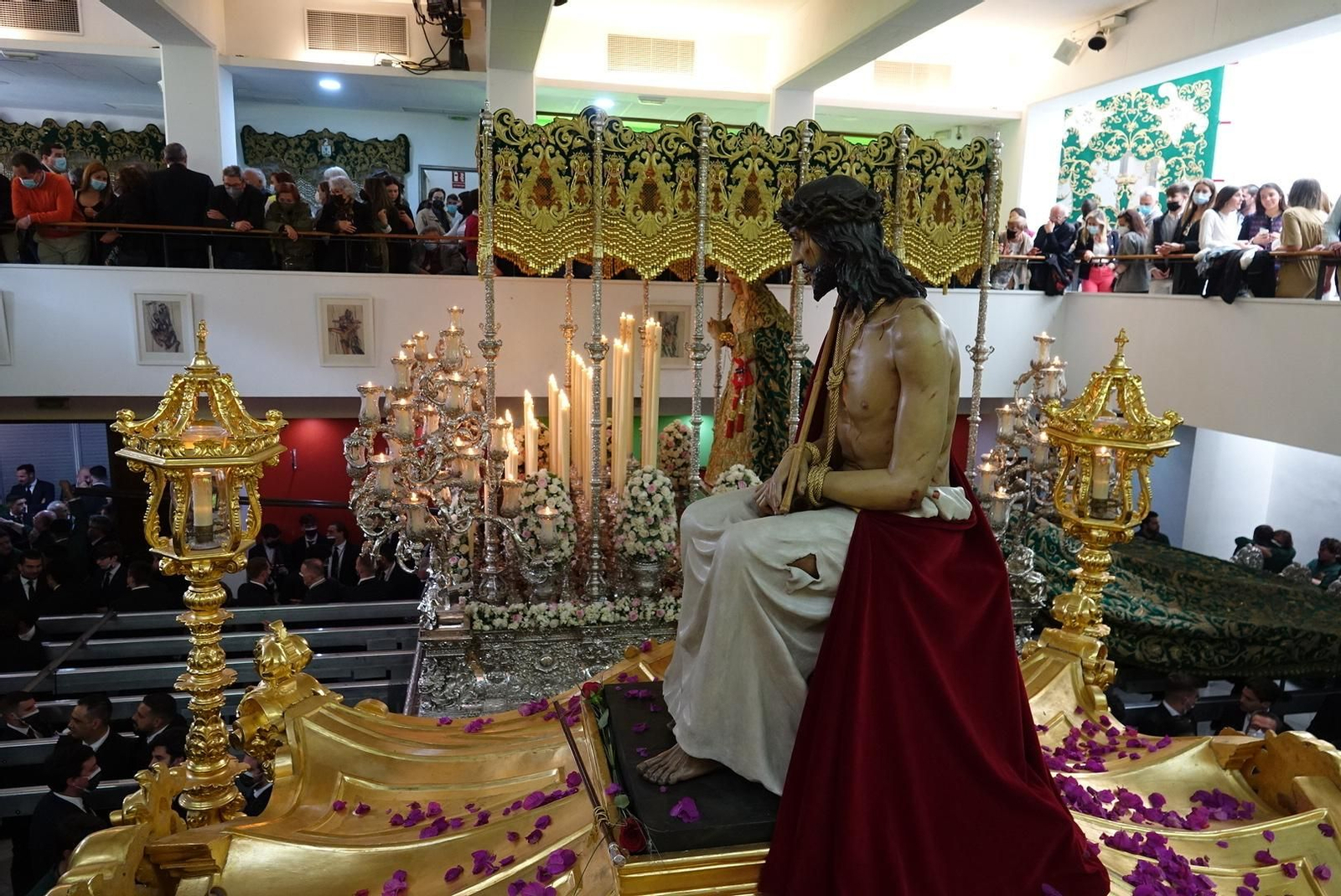 Las fotos de Estudiantes, en el Lunes Santo de Málaga