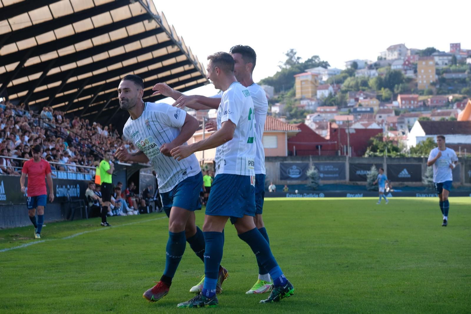 Las imágenes del triunfo del Córdoba CF en su visita al Celta B