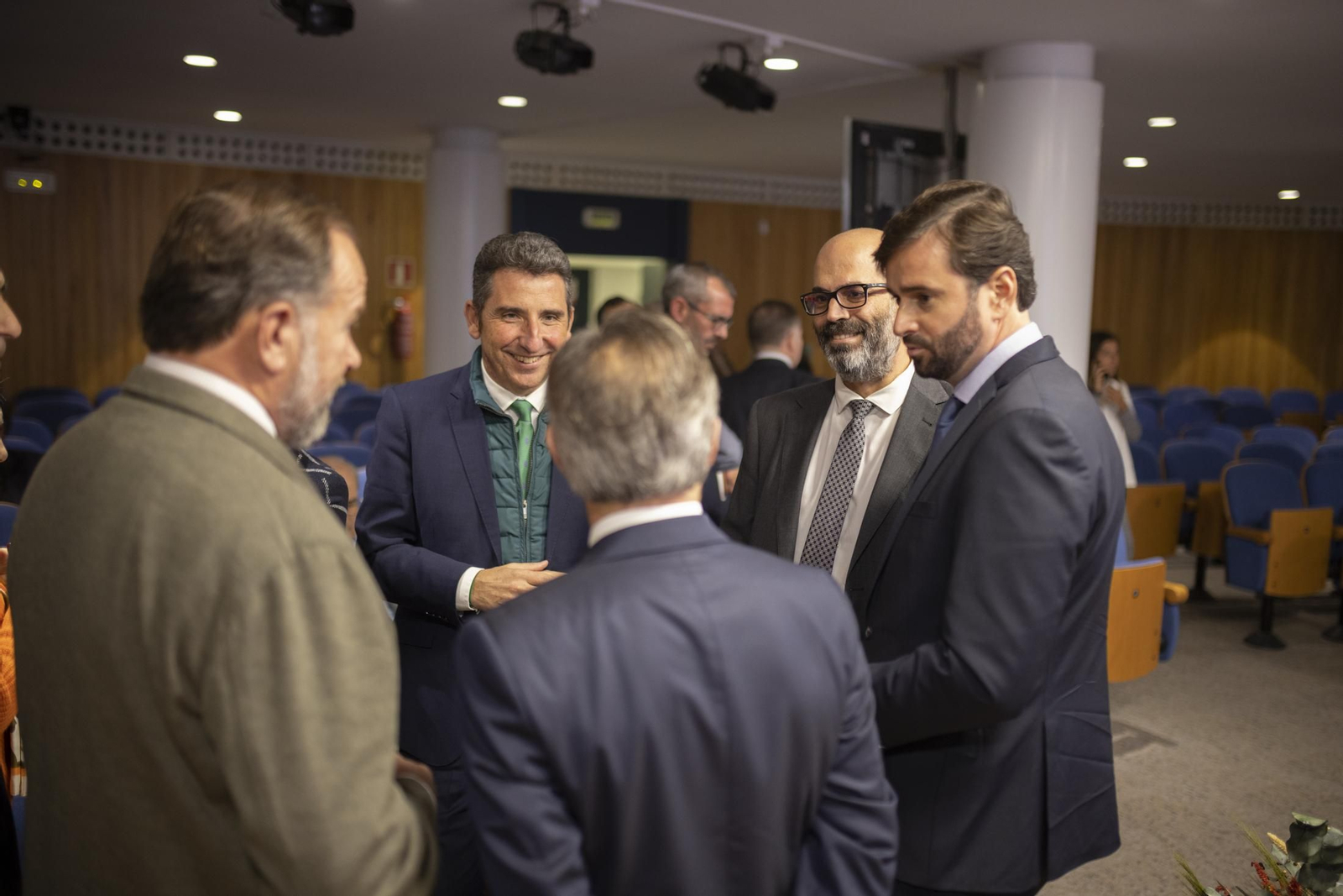 Imágenes de la conferencia de Ricardo Martínez Rico organizada por Club Cámara en la Fundación Caja Rural del Sur
