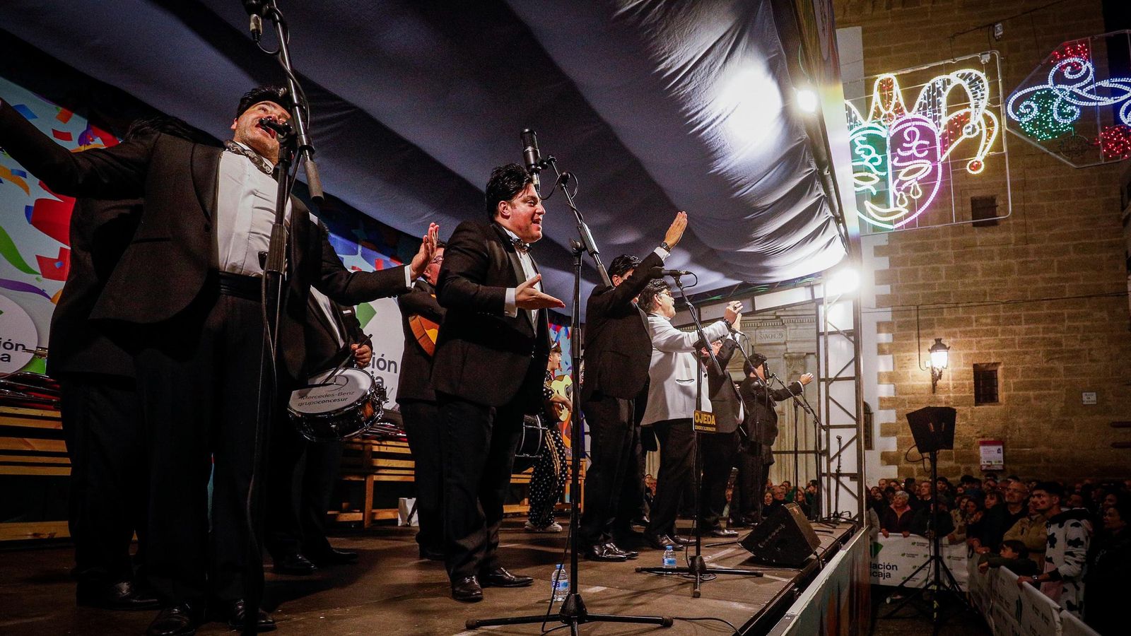 Las mejores imágenes del Lunes del Carnaval de Cádiz 2025