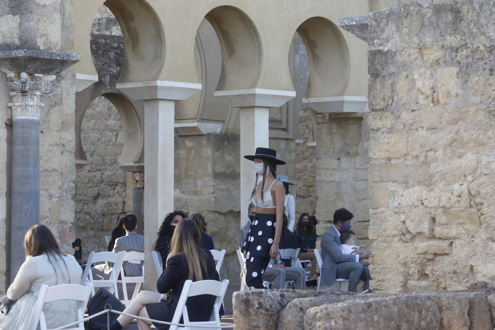 El desfile de Juana Martín en Medina Azahara, en fotografías