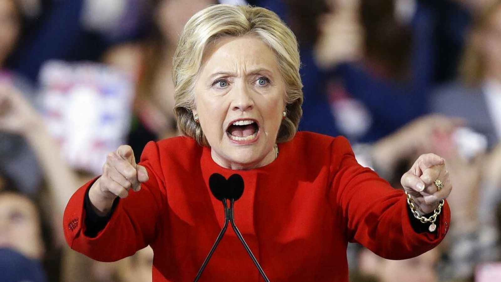 Clinton, en pleno mitin electoral.