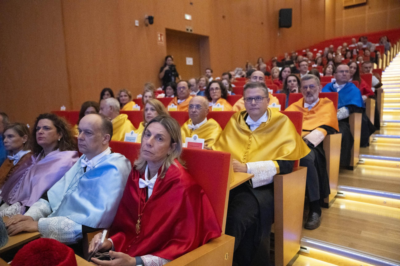 Acto académico de apertura del curso 2025-2026 en la UAL