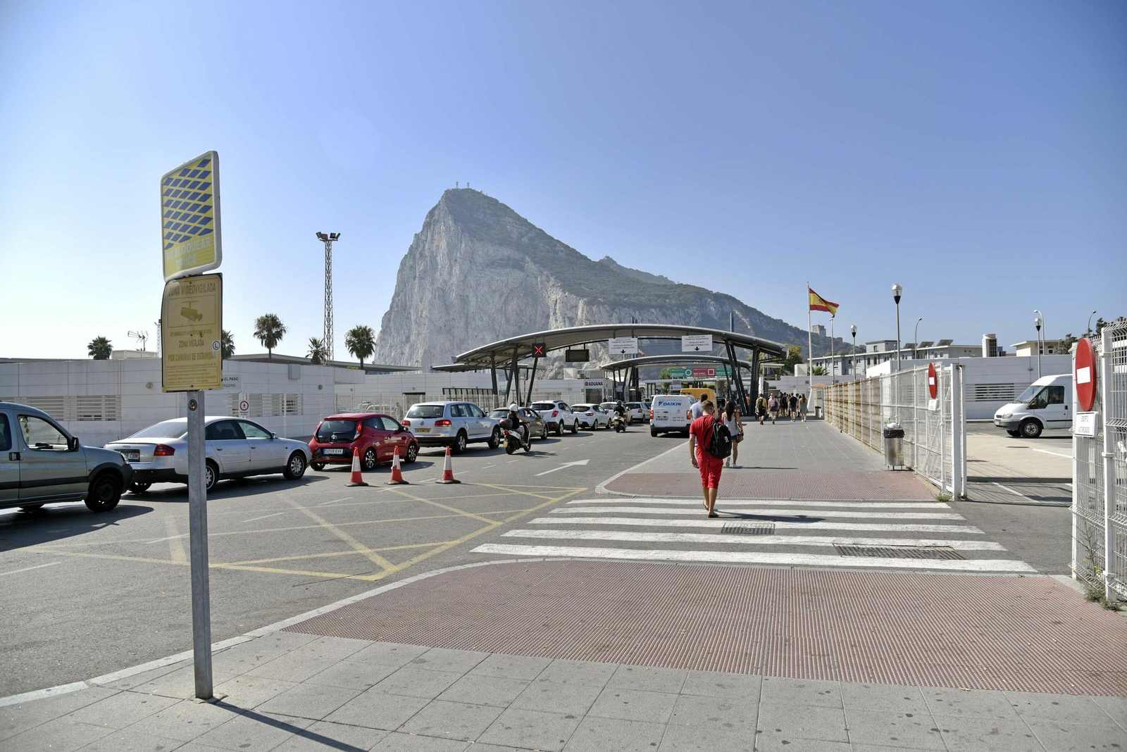 El paso fronterizo entre España y Gibraltar, en La Línea.