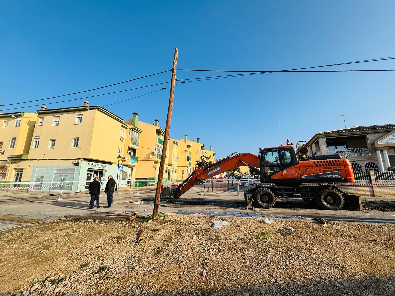 Las obras que se están realizando en la rotonda de El Romeral