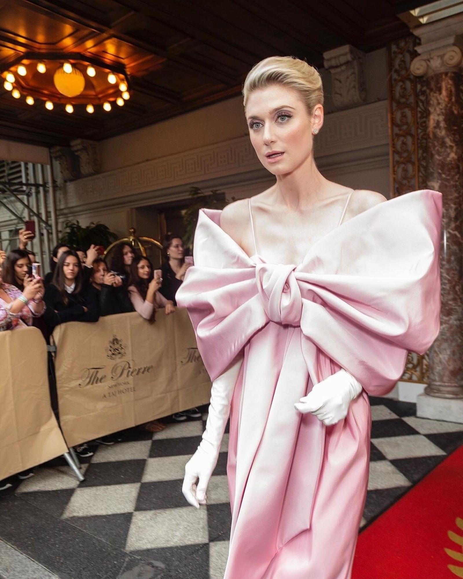 La actriz Elizabeth Debicki, quien interpretará a Diana de Gales.