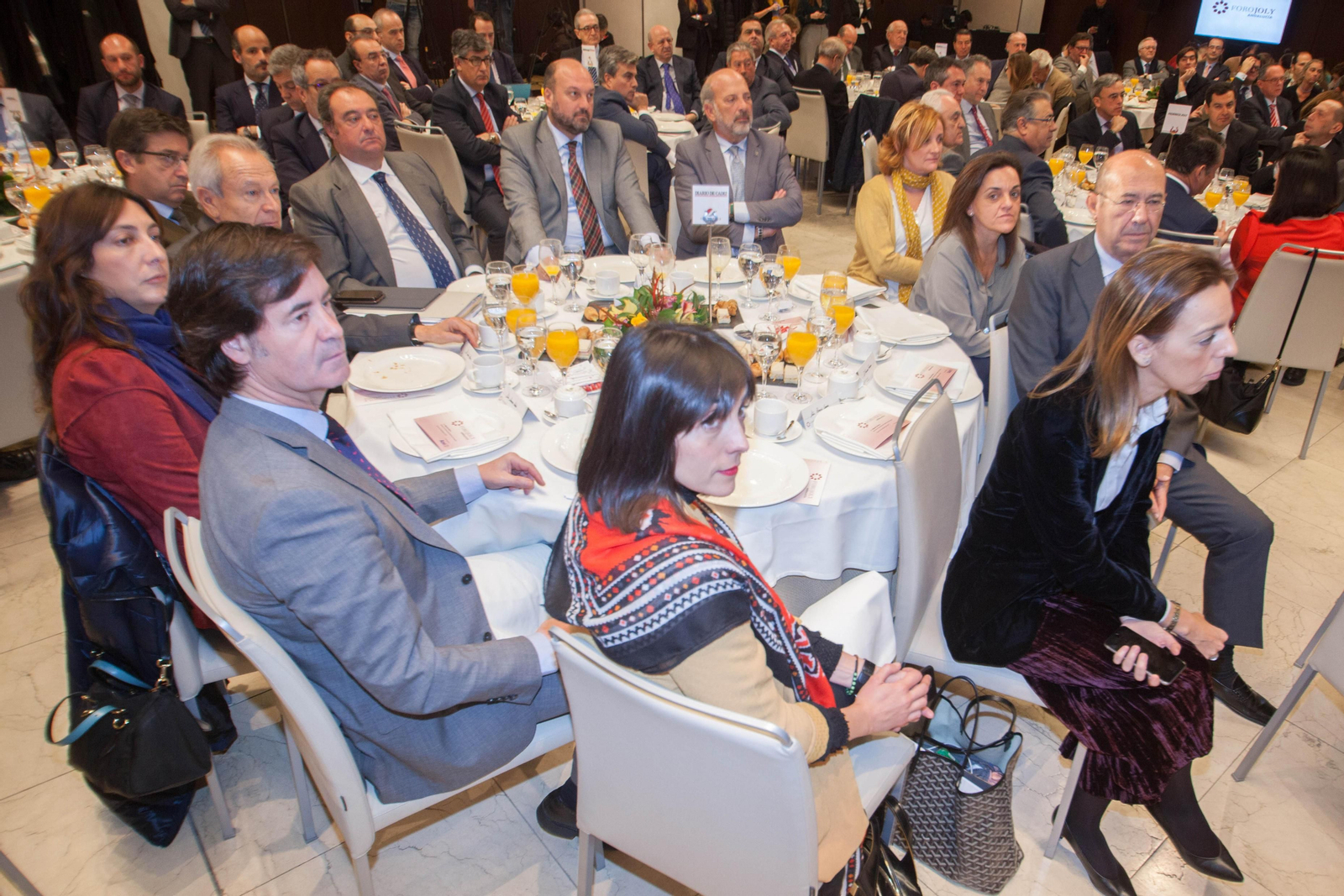 María León, Miguel Rus, Dolores López, José Pozo, Ángel Fernández, Tomás Valiente, Francisco Pérez, Ricardo Gil-Toresano, Isabel Contreras, María José Contreras, Francisco Ferraro y Patricia Crespo.