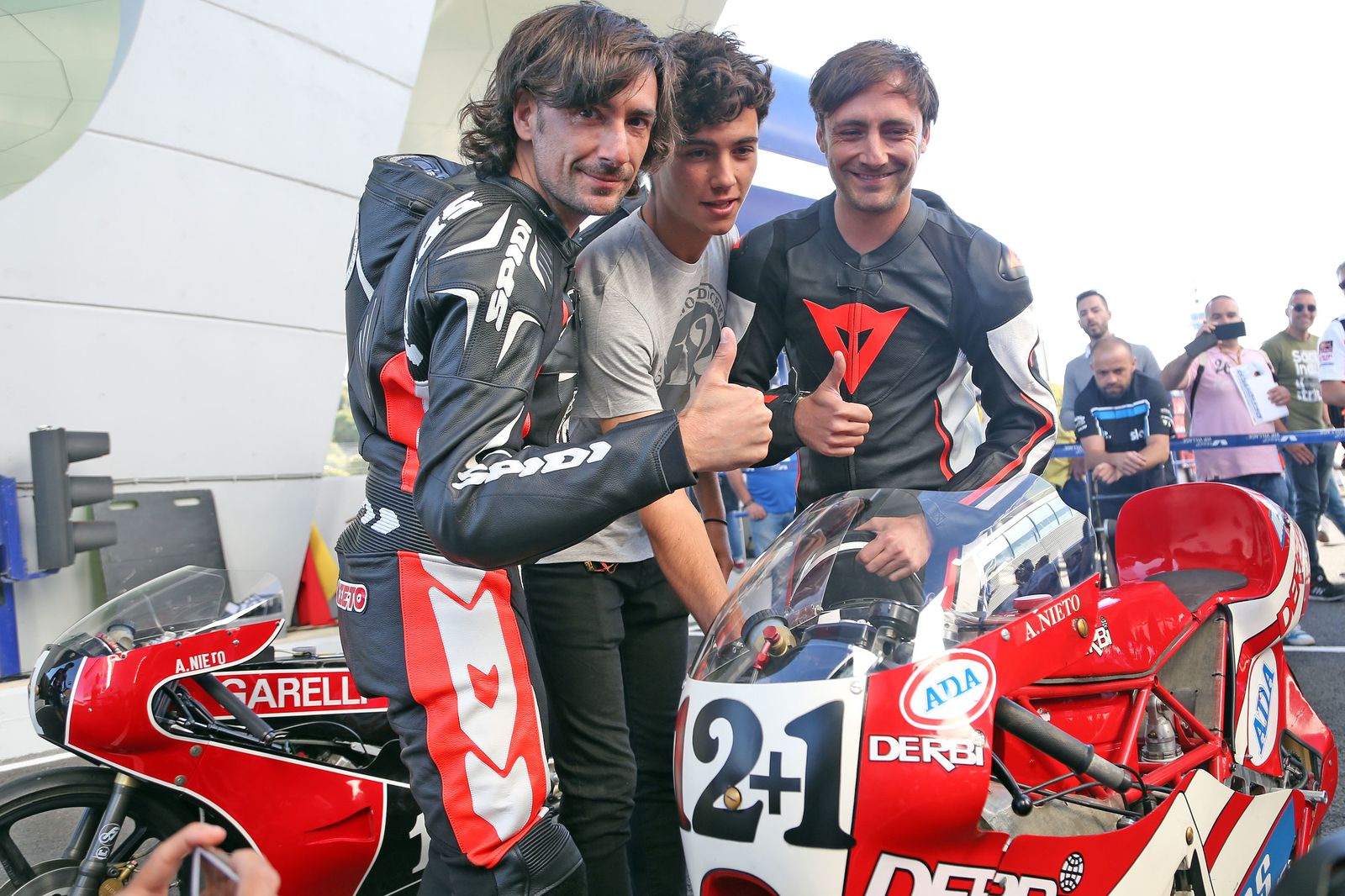 Las imágenes del homenaje a Ángel Nieto en el GP de España