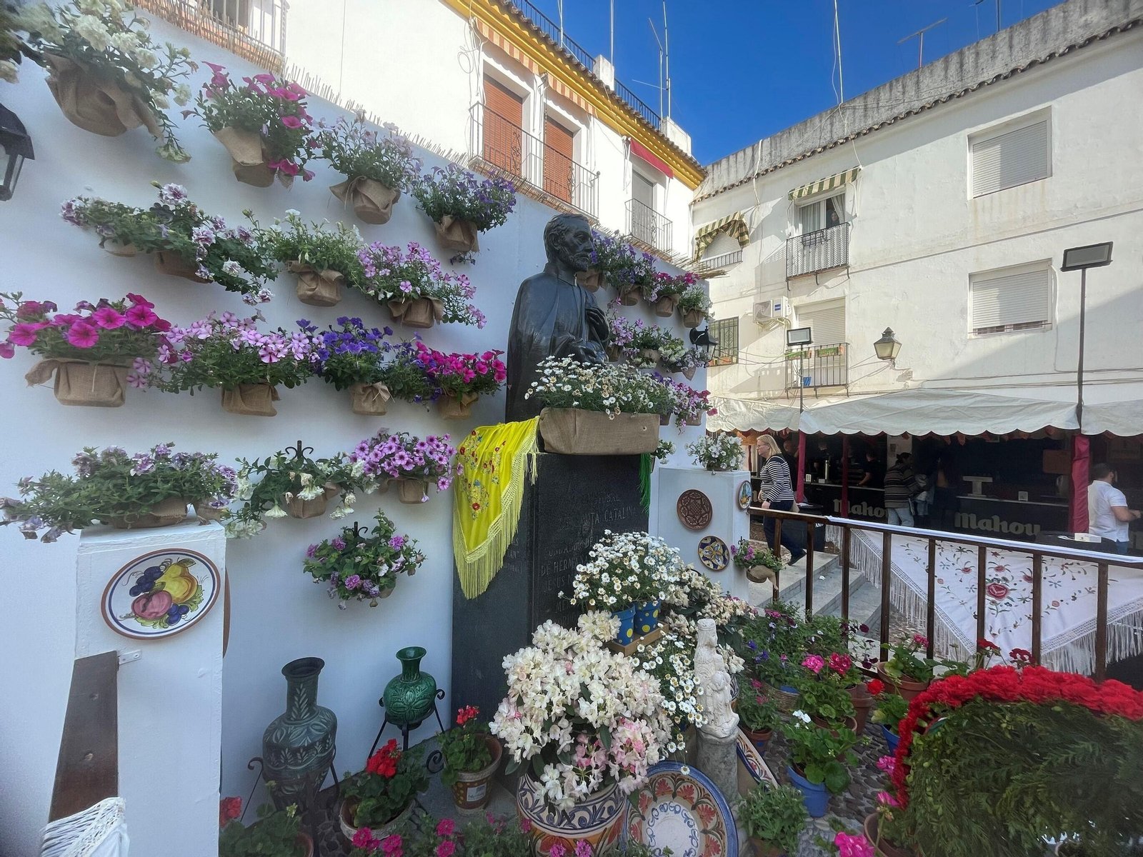 Cruz de la Hermandad de Nuestro Padre Jesús Nazareno. Las Cruces ganadoras del concurso municipal de Córdoba 2024, en imágenes