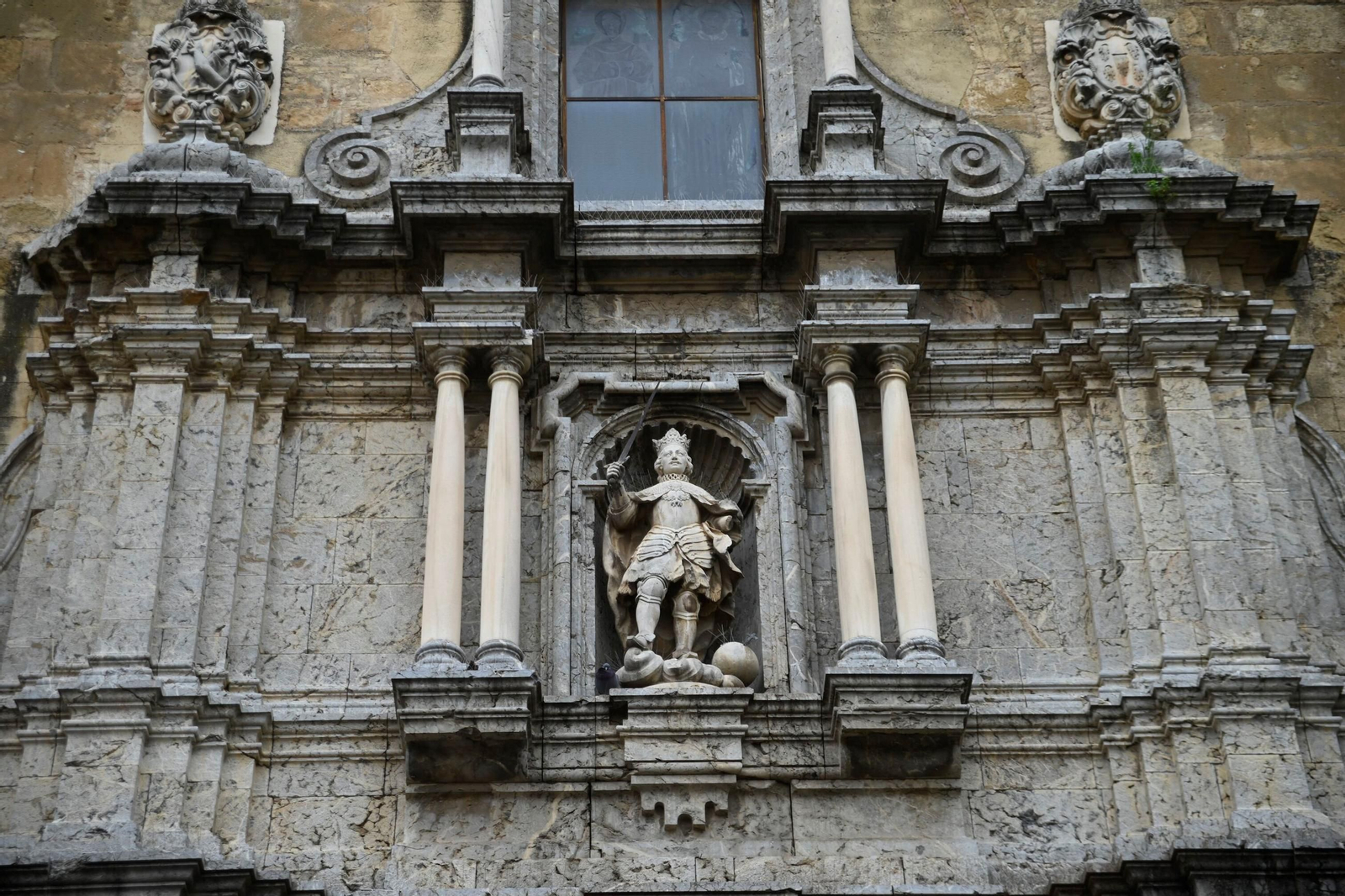 Un paseo en fotografías por la inconfundible iglesia de San Francisco de Córdoba