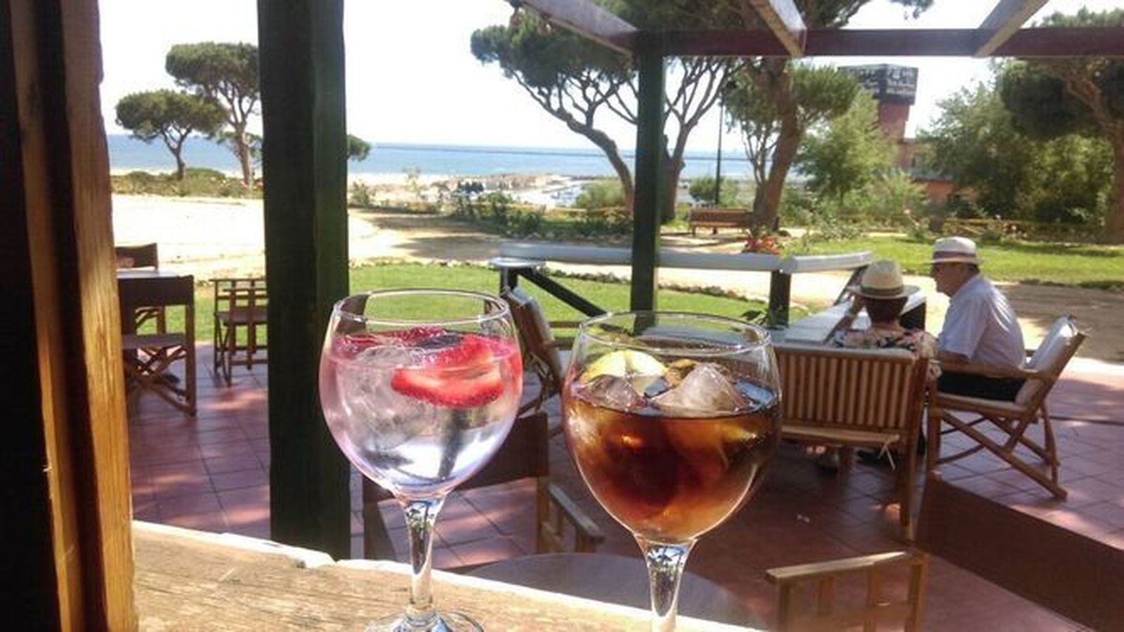 Una copa fresquita en Punta Umbría