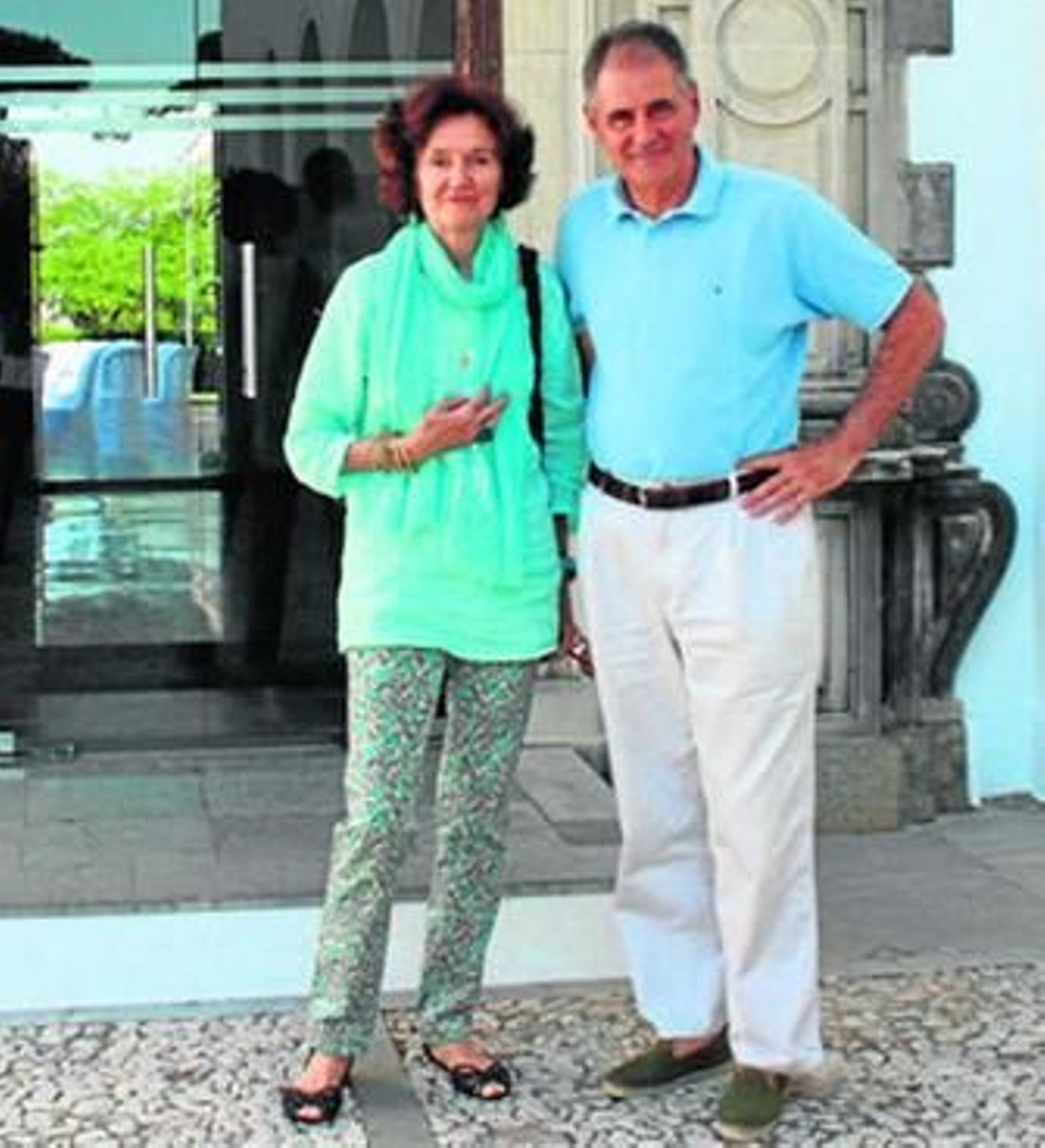 La directora del curso, Marina Mayoral, junto al escritor Germán Gullón.