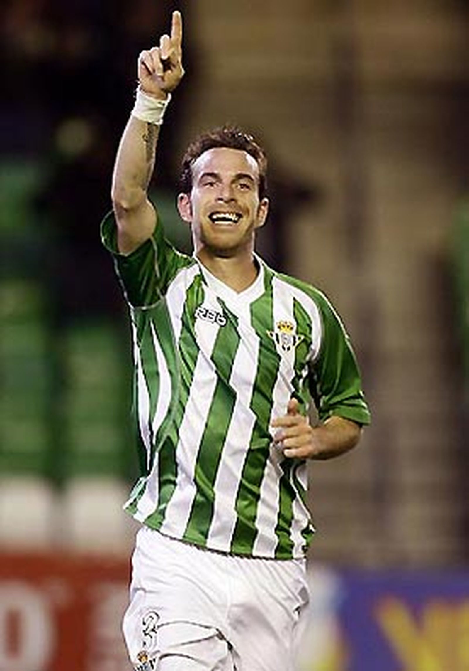 El Betis deja escapar dos puntos ante el Huesca (1-1) en los últimos compases de un partido en el que los de Antonio Tapia terminaron con dos expulsados.

Foto: Antonio Pizarro
