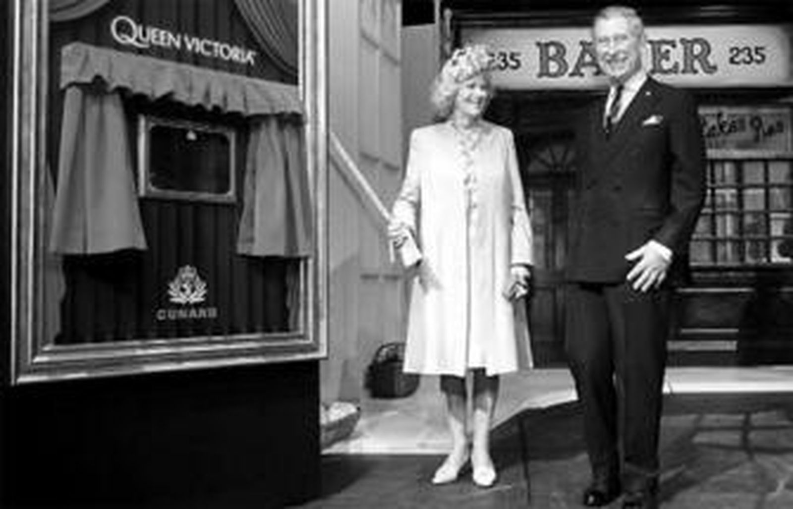 Camilla gafa el bautizo de un transatlántico