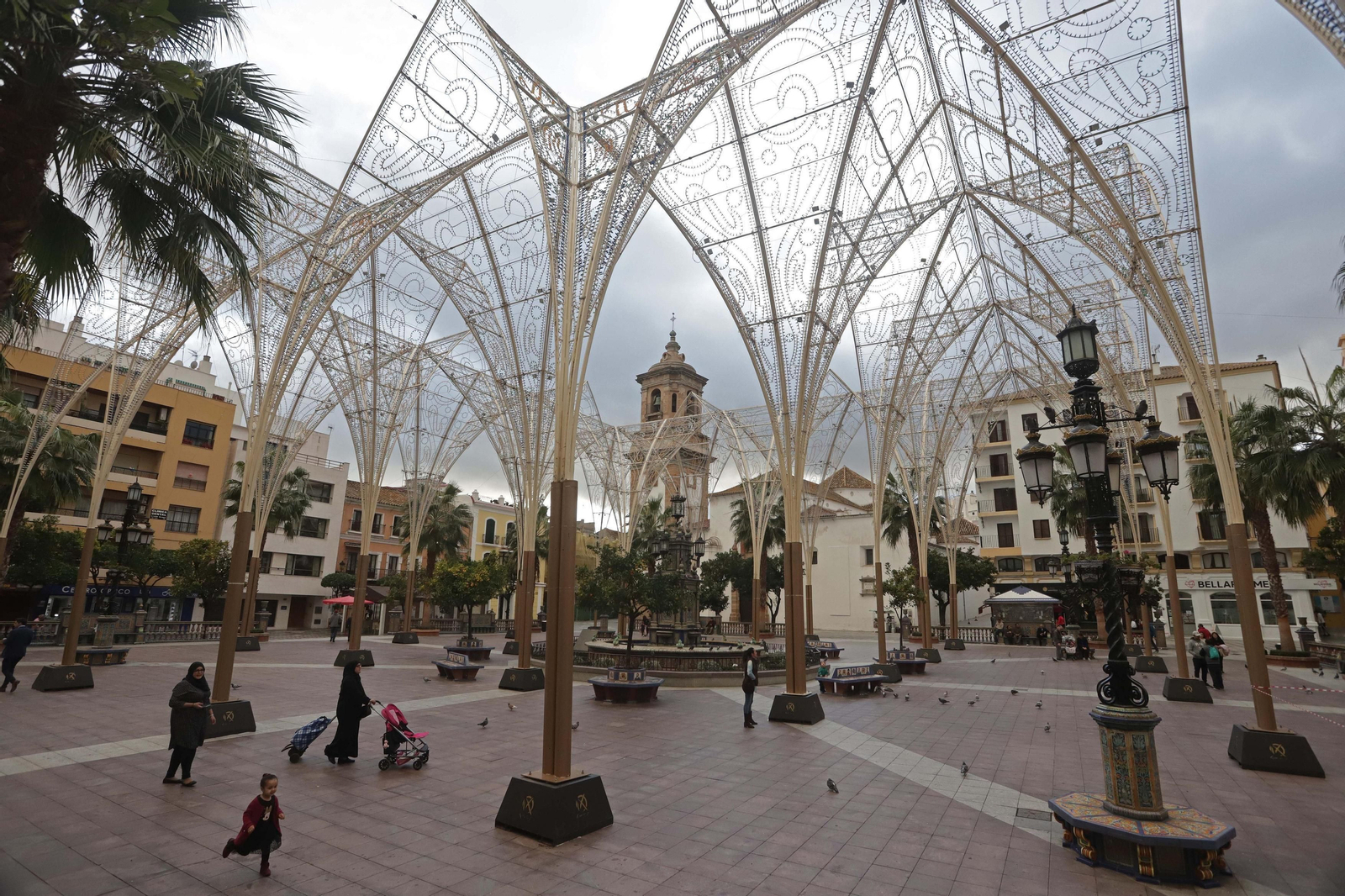 Catedral de luces en la Plaza Alta de Algeciras