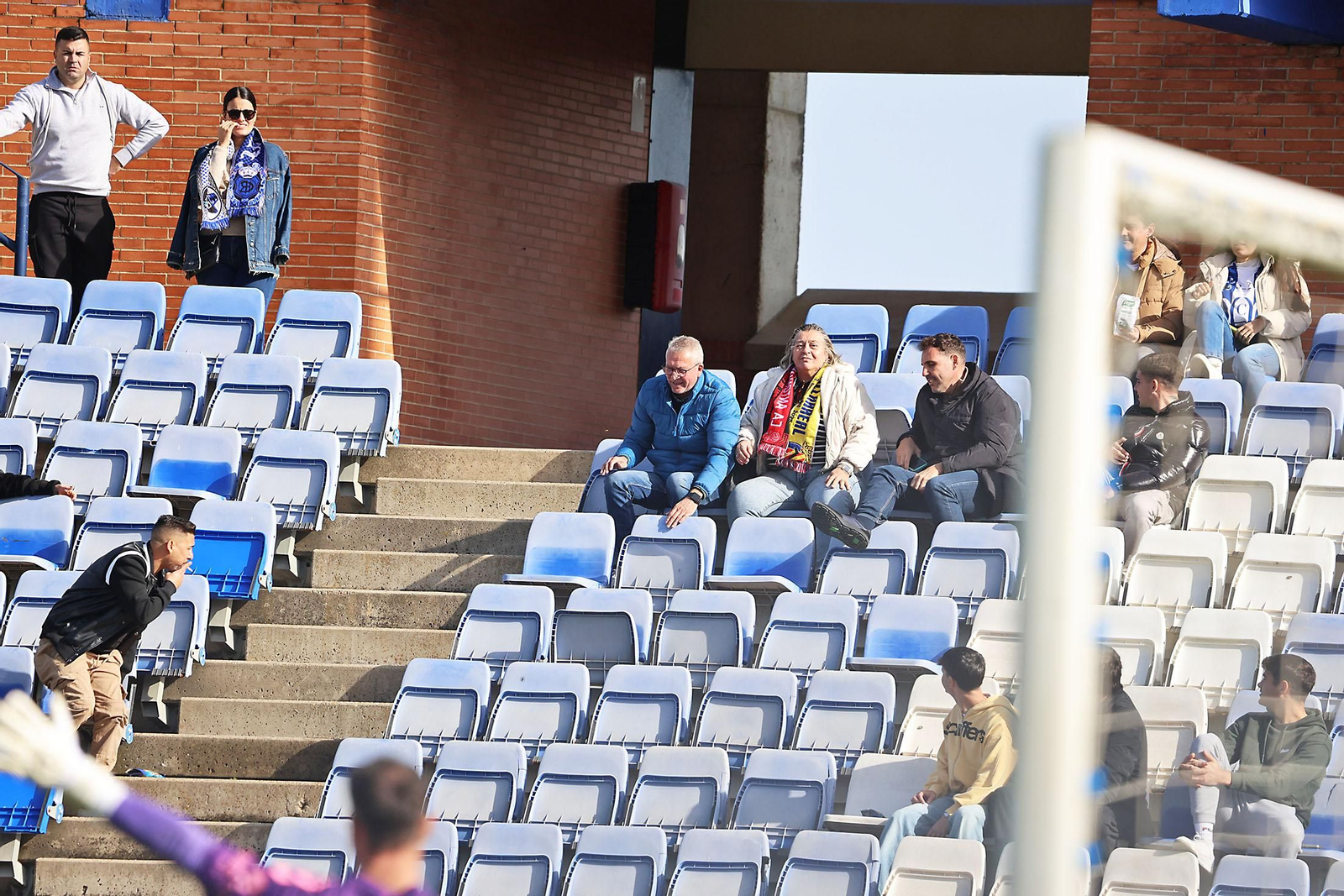 Búscate en las gradas en el Nuevo Colombino en el Recreativo de Huelva - Atlético Antoniano