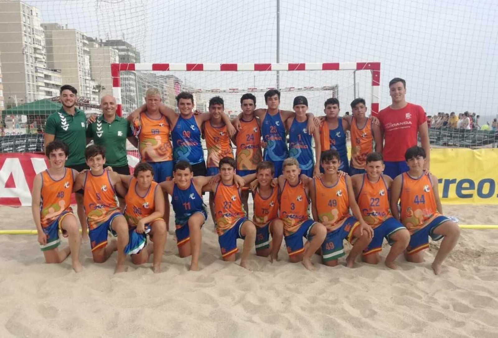 Componentes del equipo infantil del CB Ciudad de Lepe en Cádiz.
