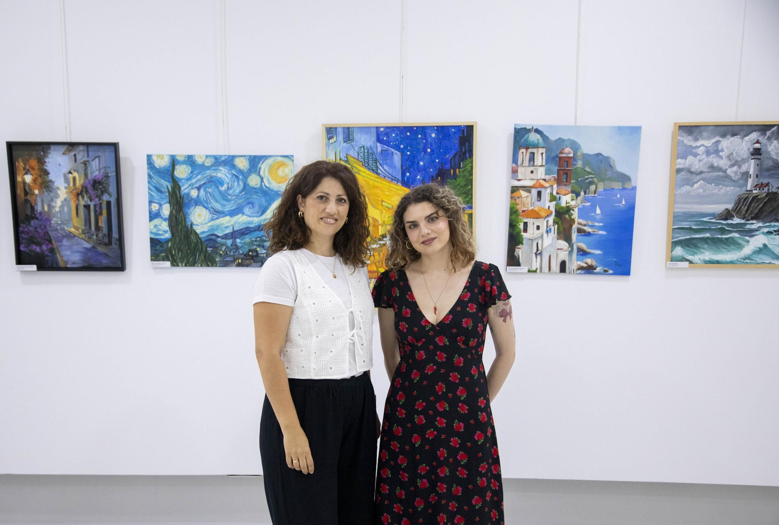 Las imágenes de la exposición de arte de la Escuela de Artepintura de Almería