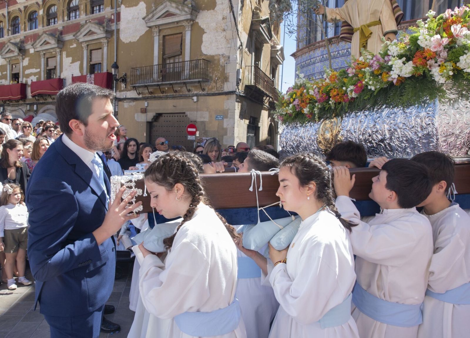 Domingo de Ramos en Montilla: La procesión de la Borriquita, en imágenes
