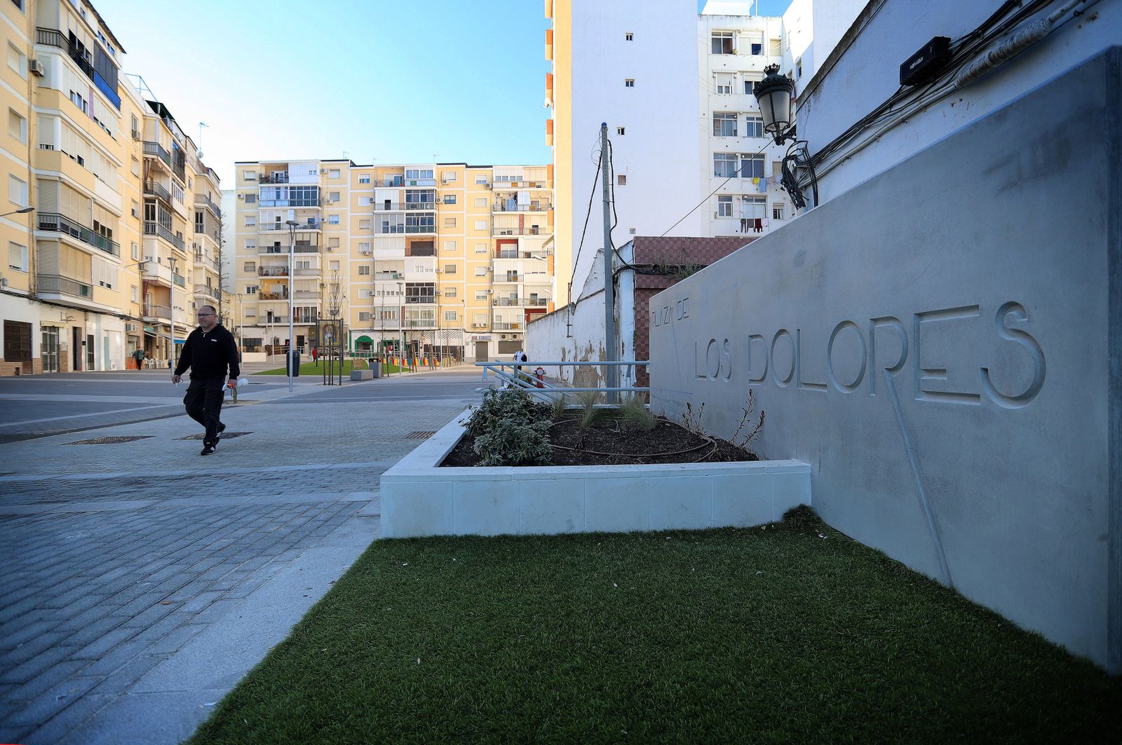 Barrio a Barrio: Imágenes de la Barriada de Los Dolores