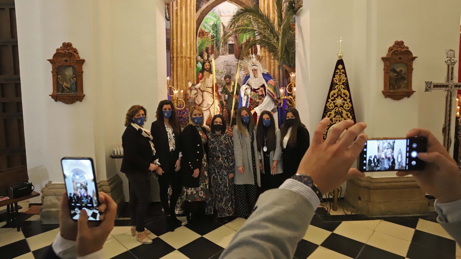 Altares extraordinarios de las cuatro hermandades de Los Barrios