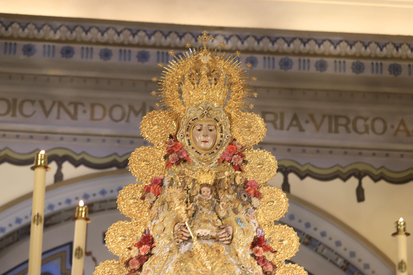 Imágenes de la llegada de la peregrinación de Emigrantes a Almonte acompañando a la Hermandad de San Juan del Puerto