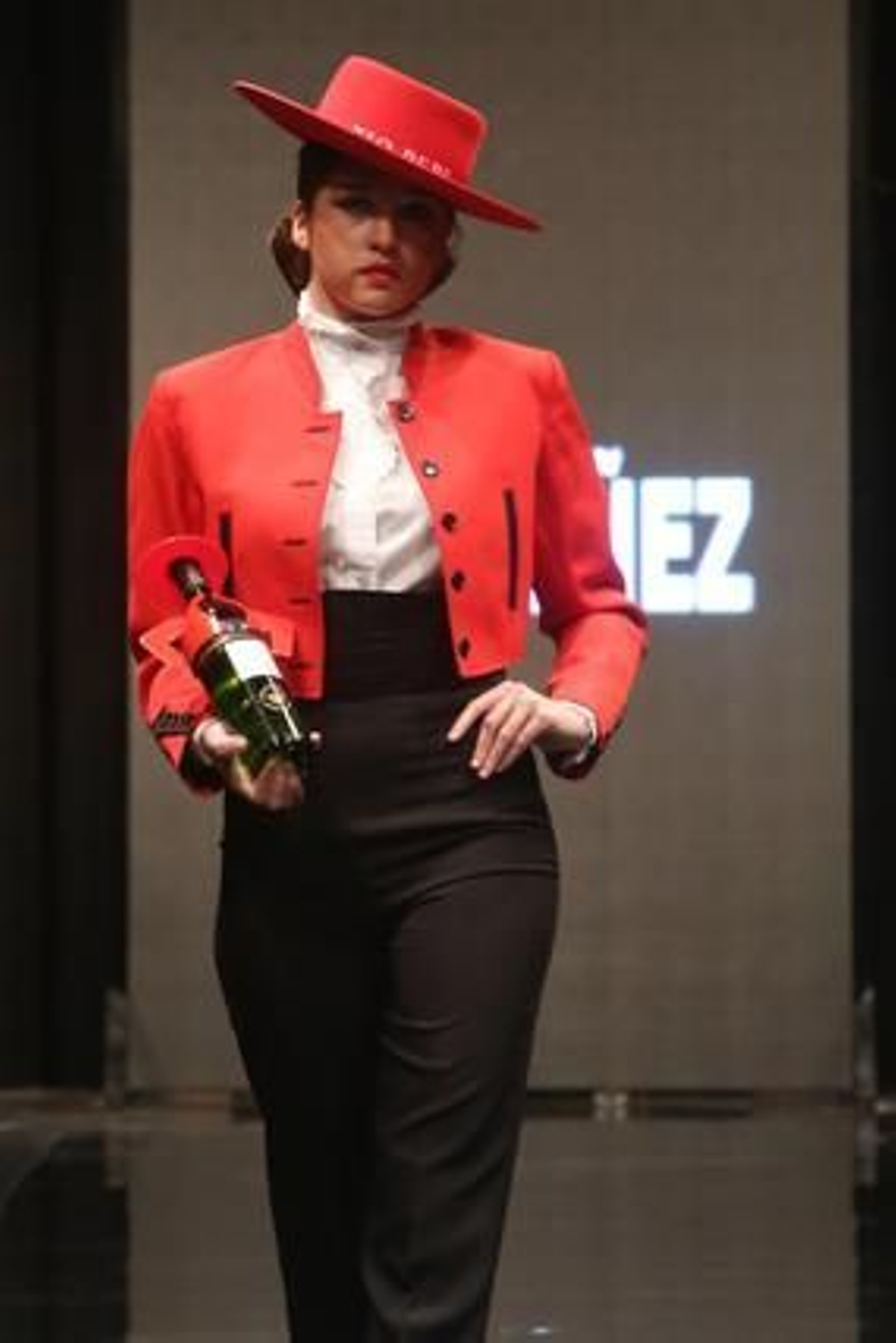 Las imágenes del desfile de Pol Nuñez