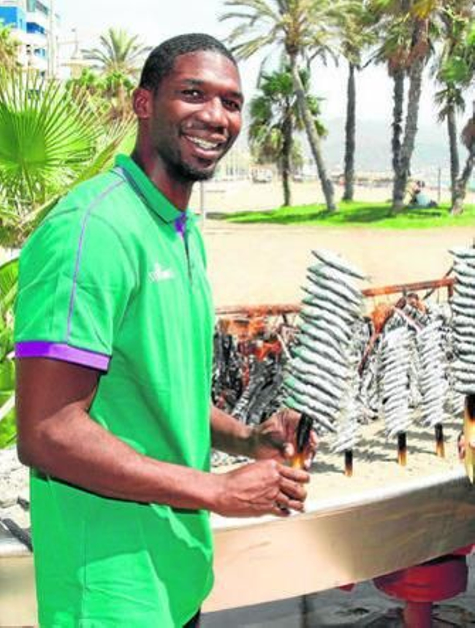 Trevor Mbakwe, en su presentación, con unos espetos.