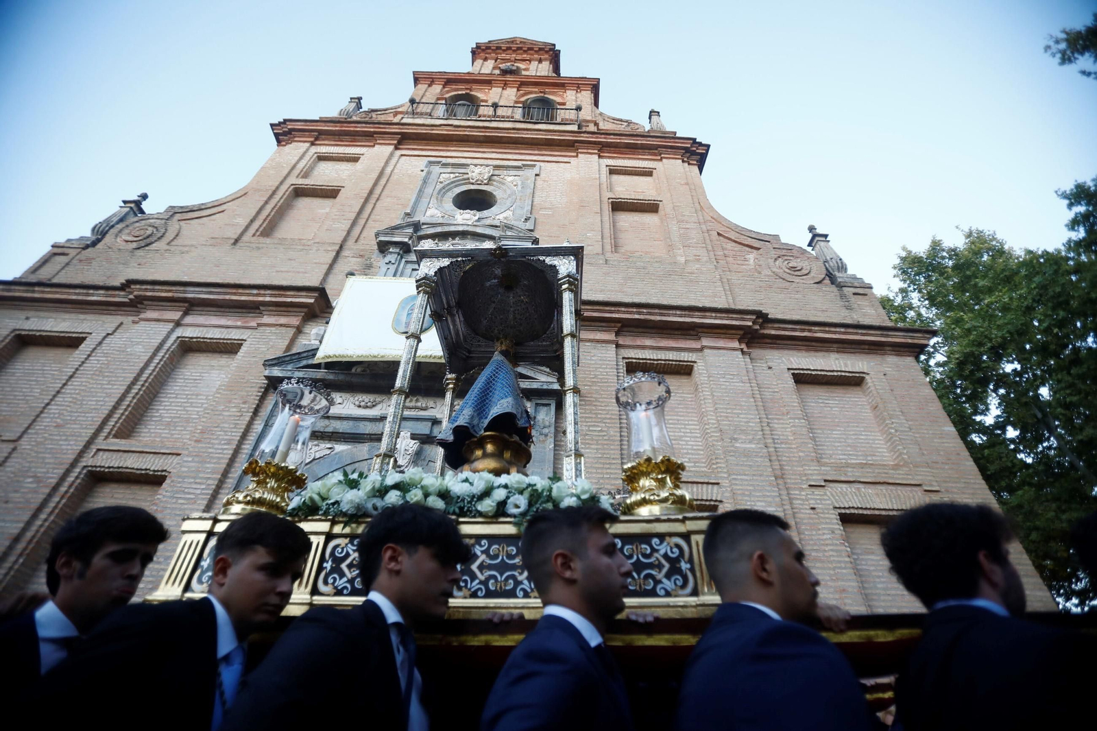El traslado de la Virgen de la Fuensanta a la Santa Iglesia Catedral de Córdoba, en imágenes