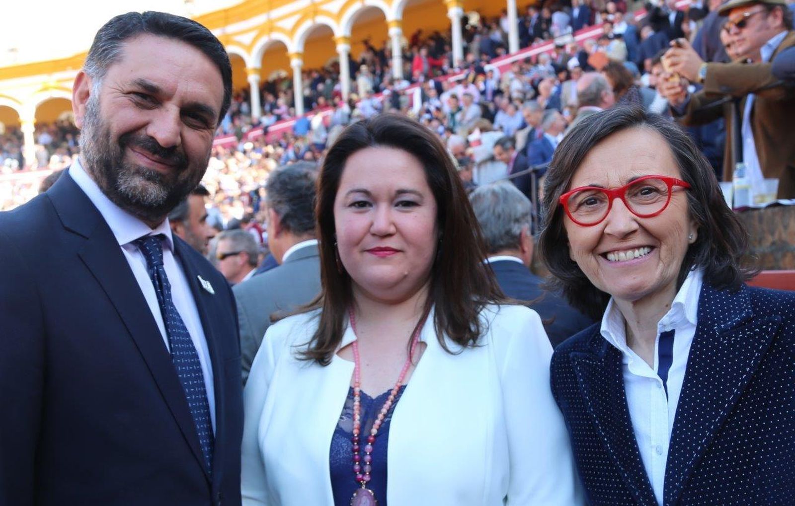 El Consejero de Turismo y Deporte, Francisco Javier Fernández, María Esther Gil Martín, Delegada Gobierno Junta de Andalucía en Sevilla , y la Consejera de Justicia, Rosa Aguilar