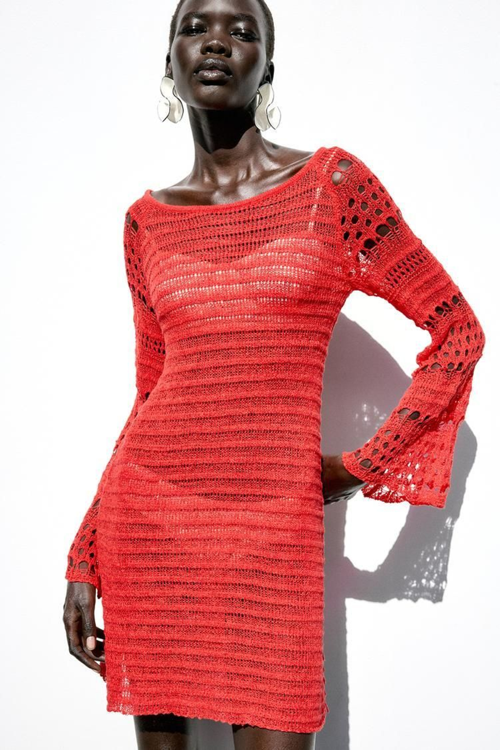 Vestido de punto de Zara.