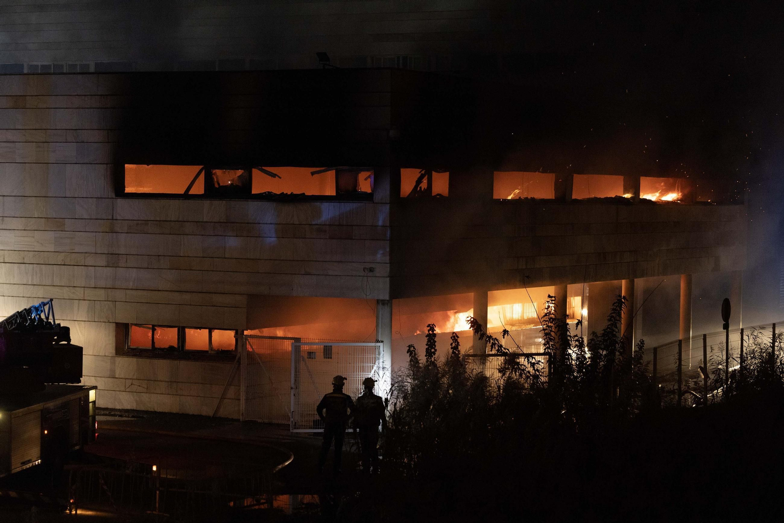 El auditorio Rocio Jurado en llamas, todas las fotos