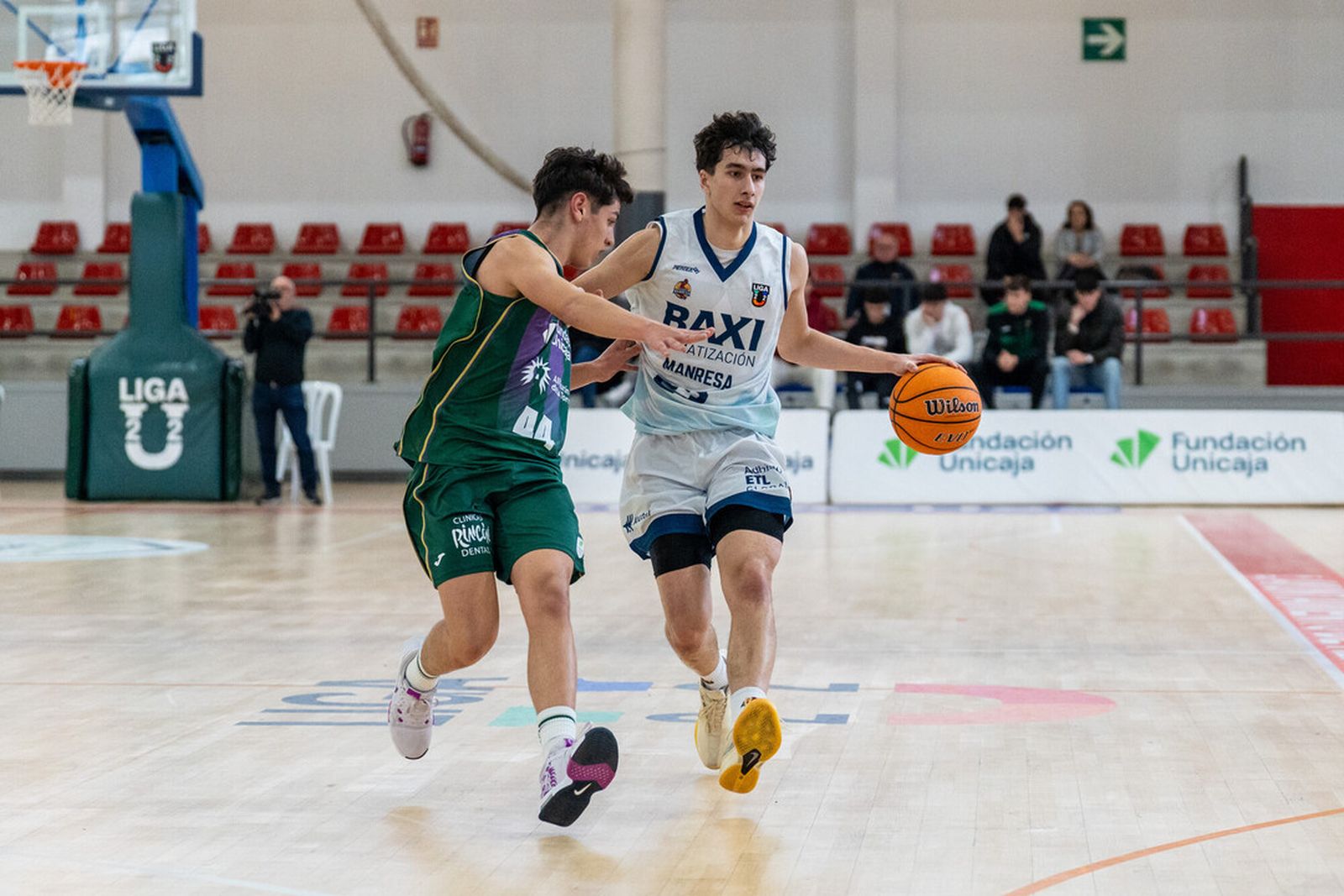 Liga U22: Carácter y remontada del Unicaja ante el BAXI Manresa (88-85)